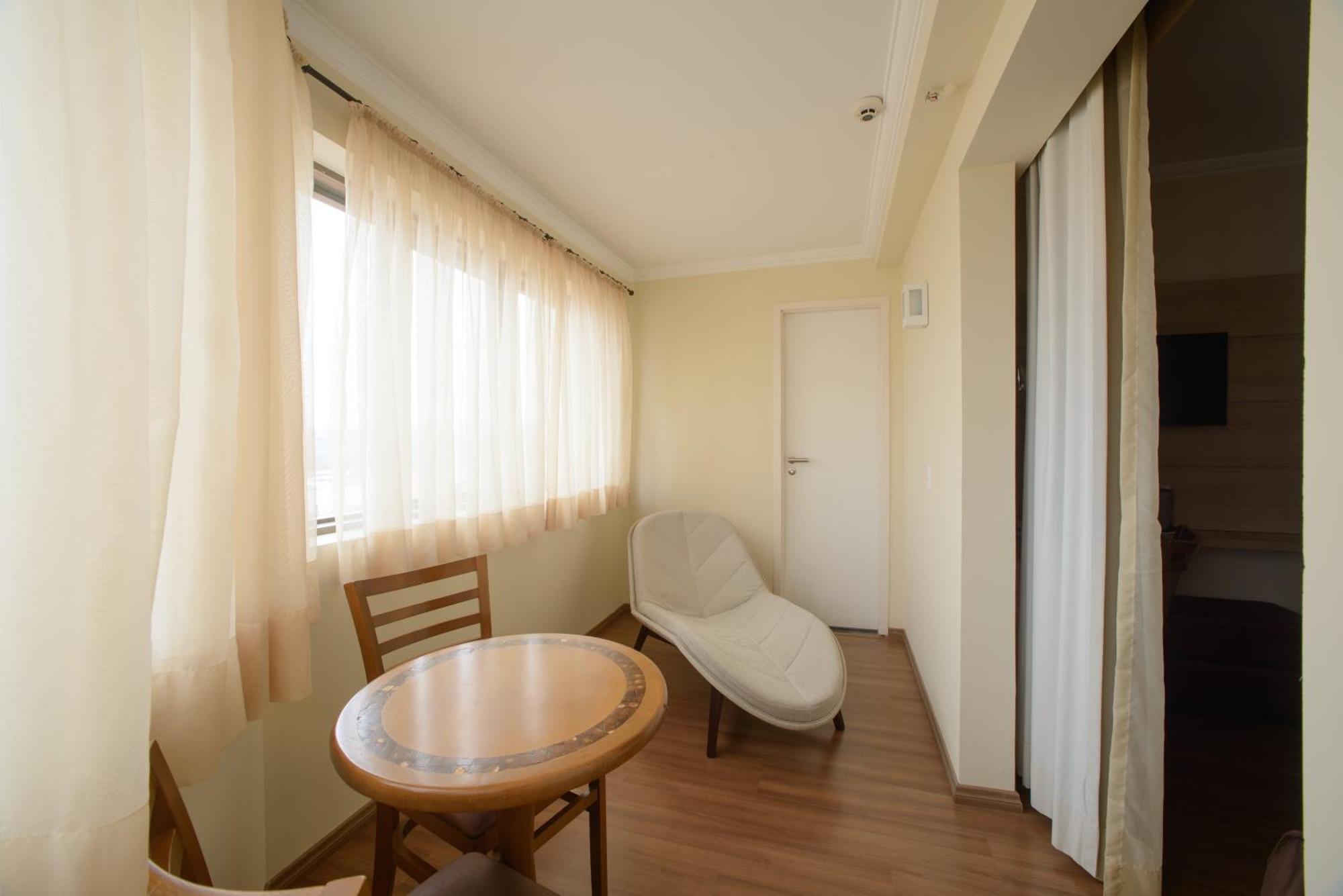 Faro Hotel Atibaia Exterior photo